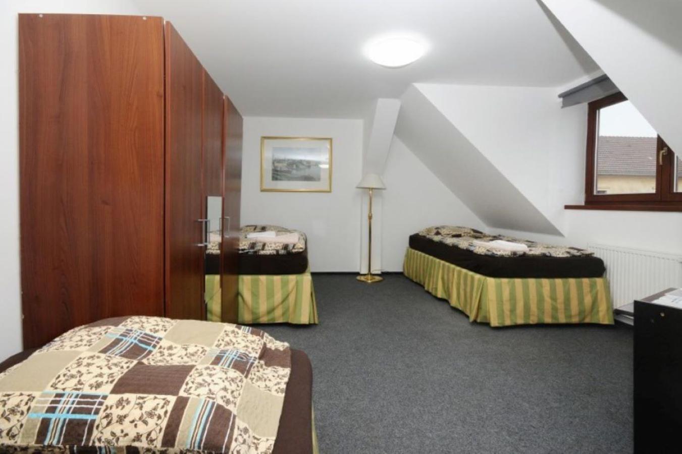 Hotel Restaurant Na Statku Náměšť nad Oslavou Zimmer foto